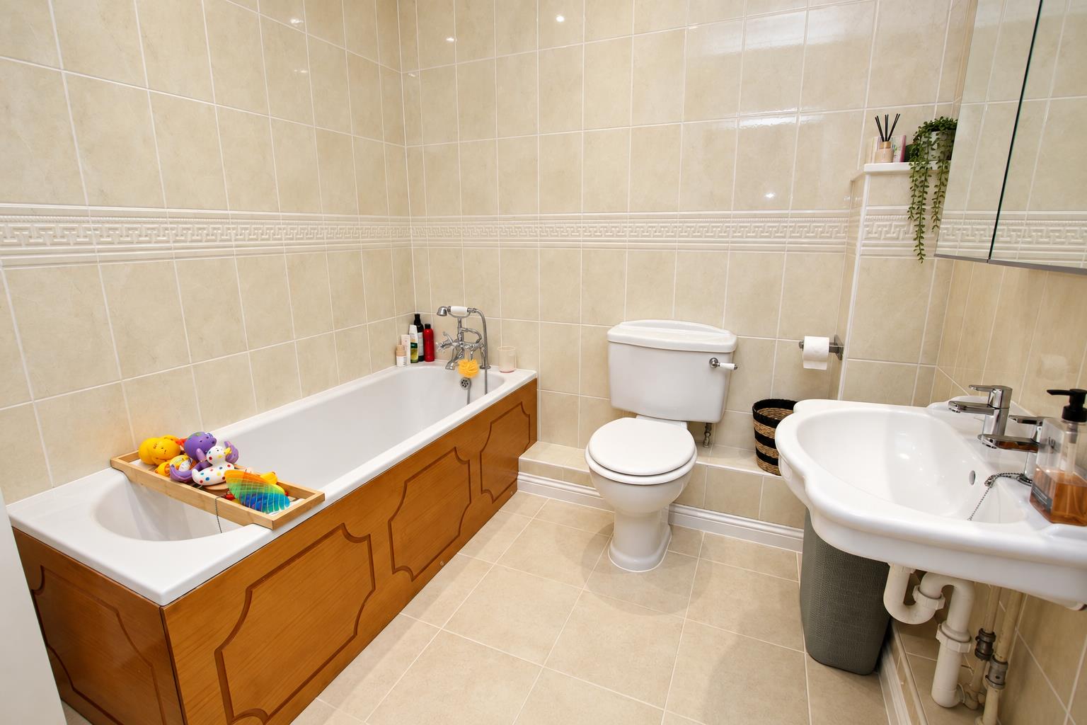 Saxon Place, Pangbourne, Reading